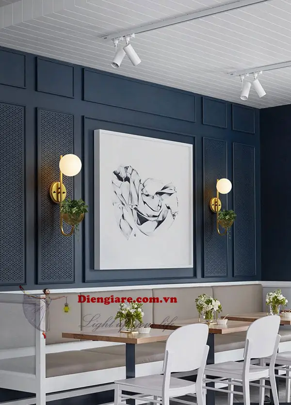 đèn ốp tường